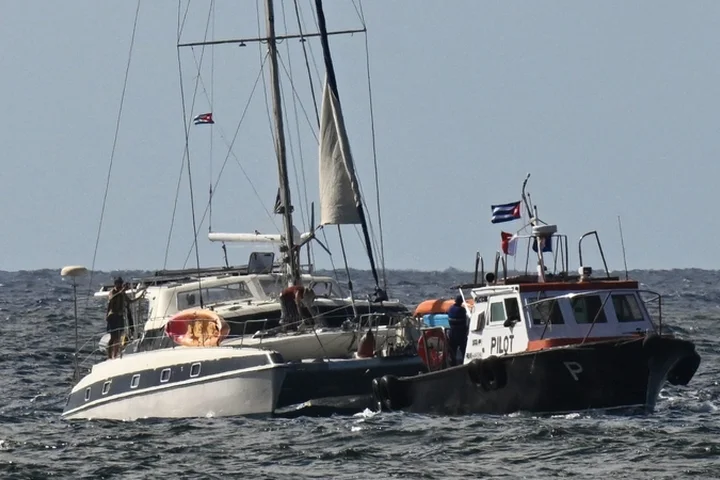 Sailboats carrying aid reach Cuba after going missing