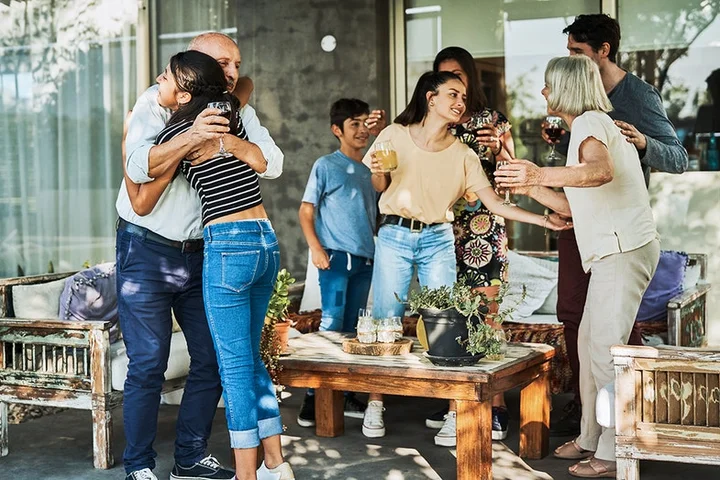 'Midwest goodbye': Why leaving a dinner in the heartland can take hours