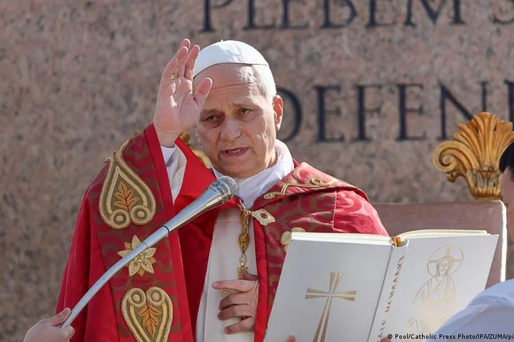 Pope Leo condemns using God to justify war in Palm Sunday mass