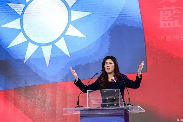 Taiwan opposition leader accepts Xi's invite to visit China