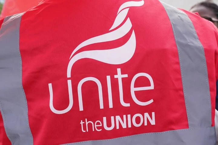 Unite accuses Govt of 'dragging its feet' on pay deal