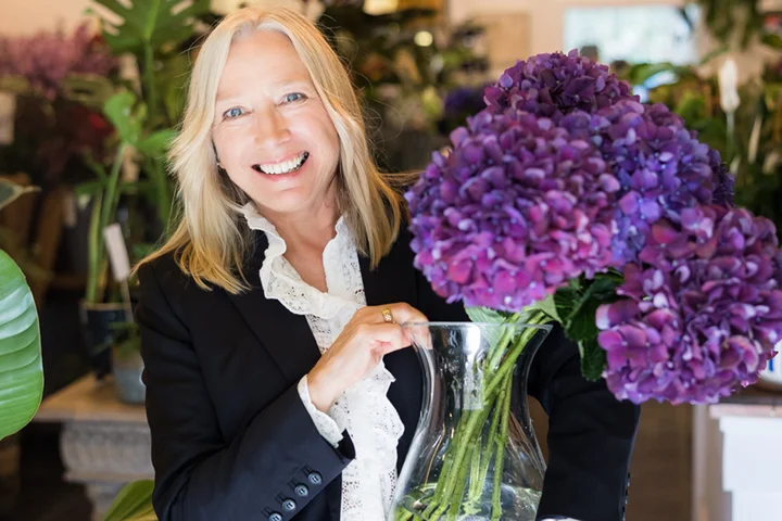 'I'm a florist - and the thing everyone does to preserve their flowers is a complete waste of time'