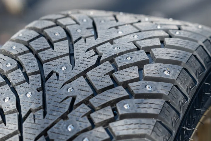 These retractable studded tires might save our roads, ears, and lungs