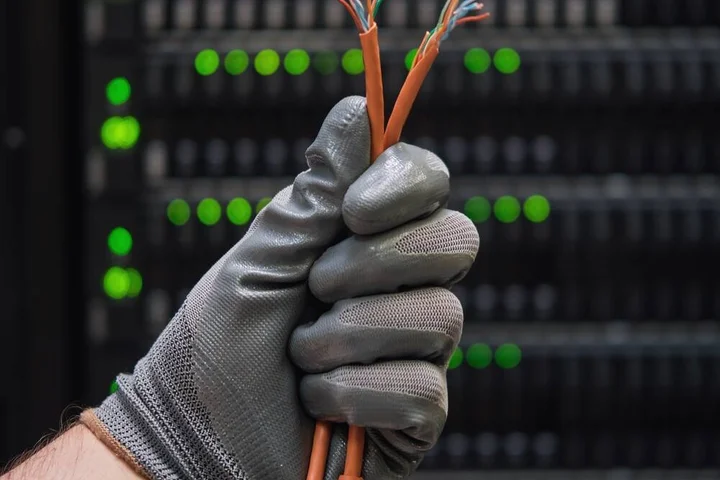 Engineer sabotaged hardware then complained when it didn't work