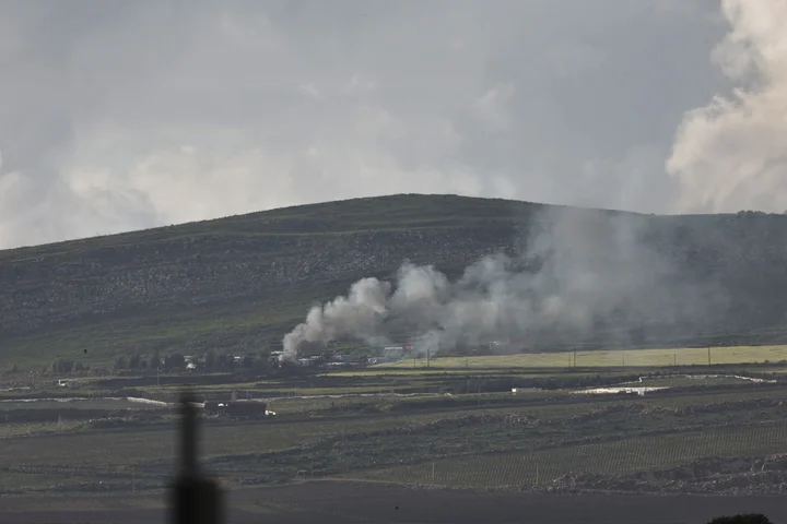 Four soldiers killed as army pushes deeper into south Lebanon