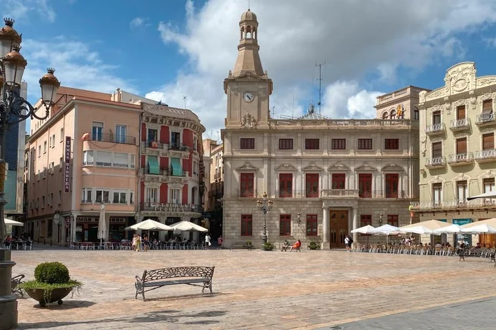 The ‘intimate’ Barcelona alternative with £34 flights and 20°C April highs