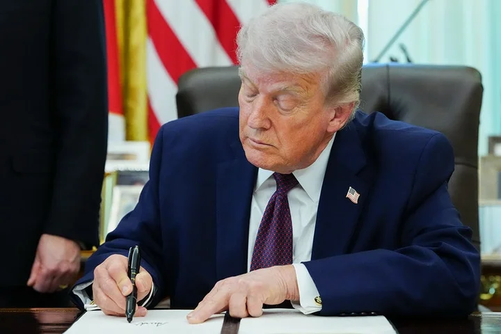 Trump signs executive order overhauling mail-in voting in major election integrity push