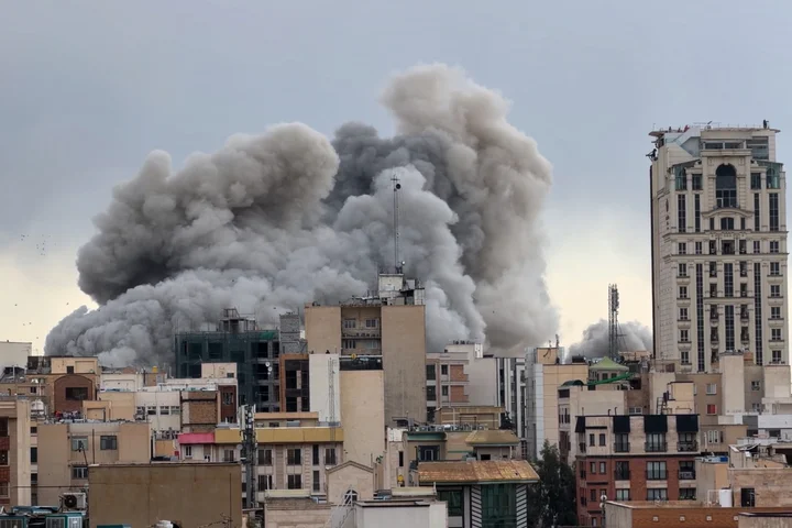 What is happening on day 33 of US-Israel attacks?