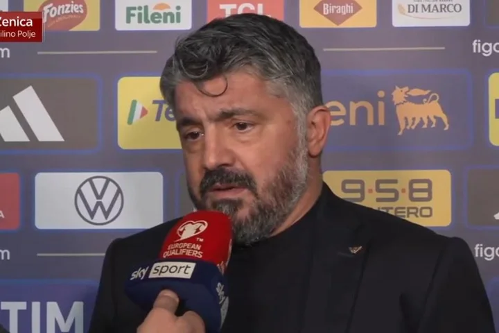 Italy manager apologises after missing out on World Cup qualification