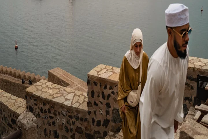 Here's what needs to happen before oil starts flowing through Strait of Hormuz again