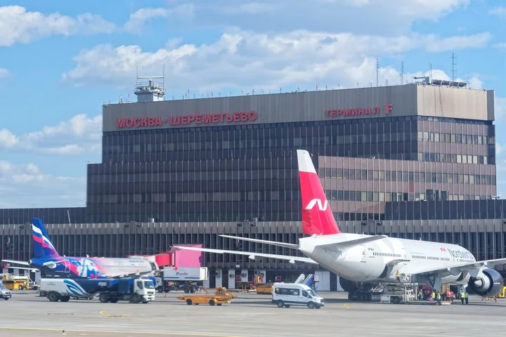 Russia warns citizens against travelling to dozens of countries