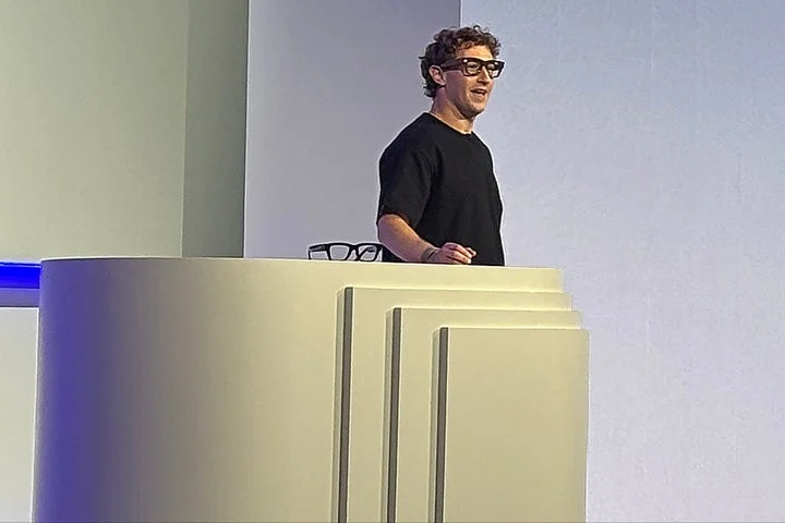 Where the heck are our smart glasses, Meta?