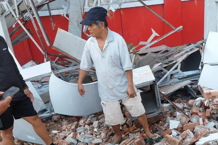 Strong earthquake strikes Molucca ⁠Sea, killing 1