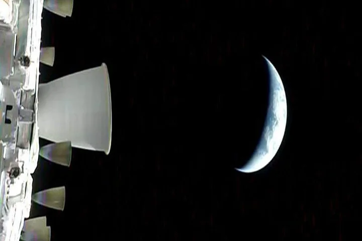 Artemis II crew cleared to depart Earth orbit, head for moon