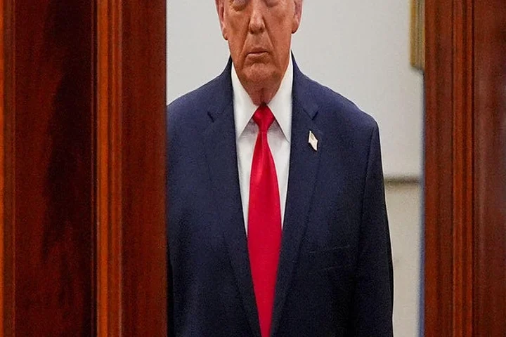 Trump sends mixed messages on securing the Strait of Hormuz