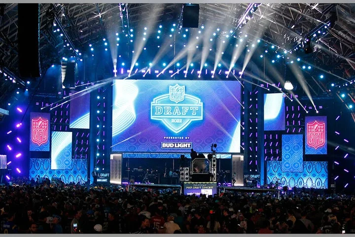 Dem Senator warns of NFL Draft security risks amid Iran war in letter to DHS