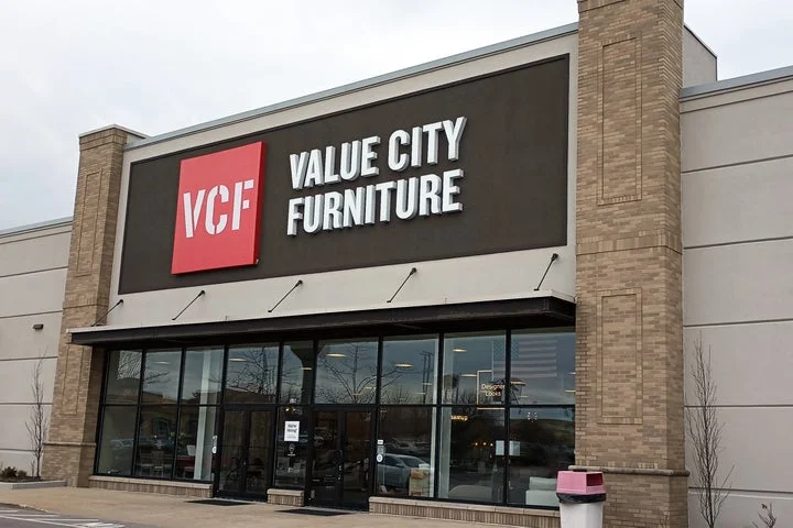 Iconic furniture store closes for good leaving 10,000 orders unfulfilled
