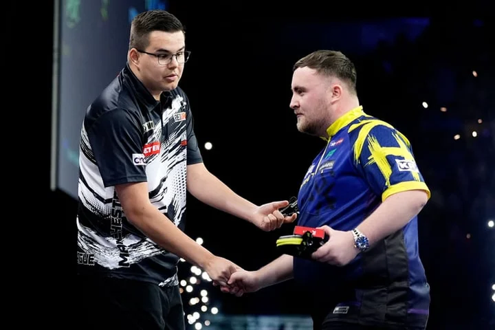 Gian van Veen hits back at Luke Littler as Premier League Darts feud escalates again