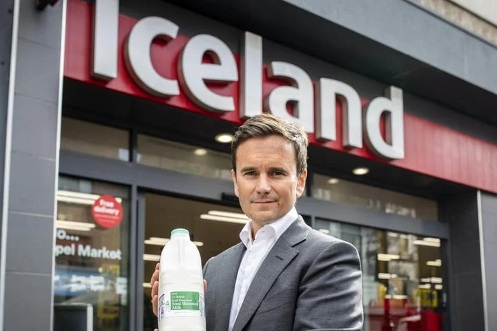 Iceland boss demands pepper spray and batons for guards after Clapham mob chaos