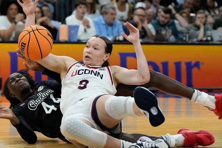 UConn's undefeated season crumbles as South Carolina gets sweet revenge against reigning champs