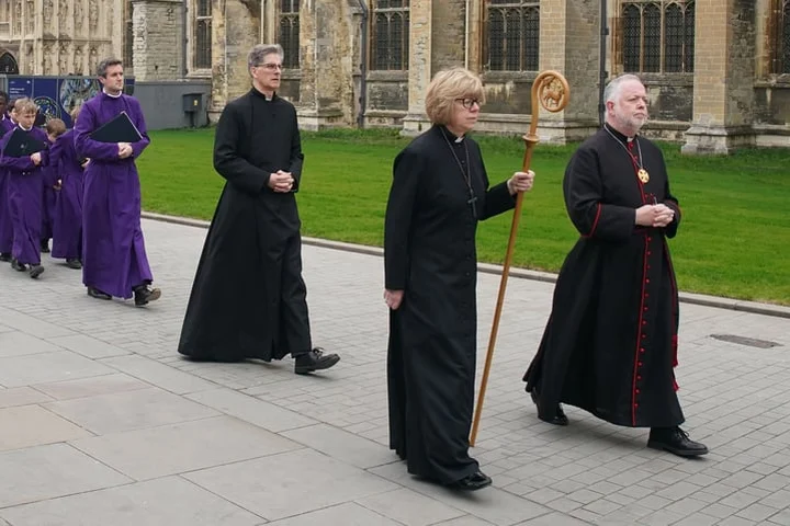 Archbishop of Canterbury uses first Easter sermon to pray for Middle East peace