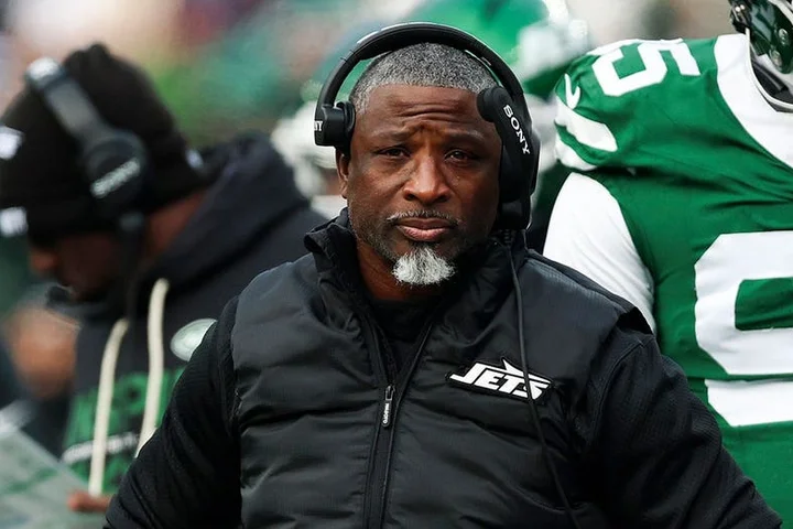 New York Jets own the longest playoff drought in major North American pro sports after the Sabres clinched