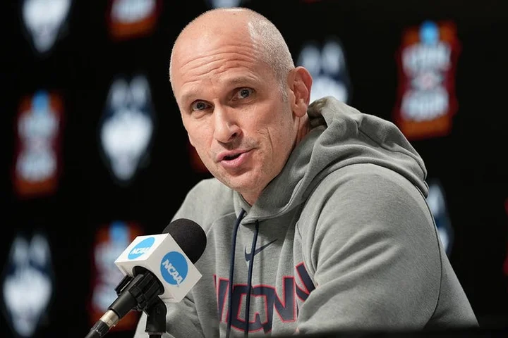Dan Hurley’s wife calls out St John’s fans for rooting against UConn in March Madness