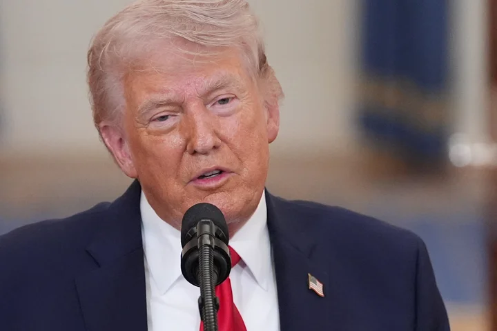 Iran has 48 hours to make deal as search for US pilot continues