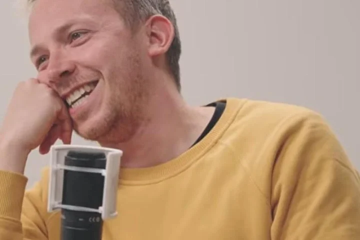 Skins legend shocks fans with rare appearance after quitting fame for regular 9 to 5