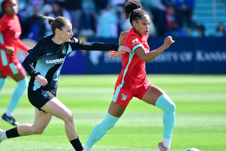 USWNT's Michelle Cooper scores for Current, Canada's Janine Sonis leads Denver defense