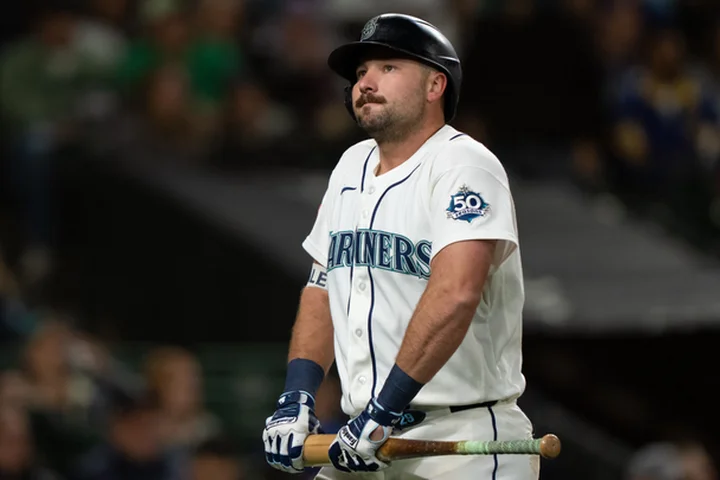 Should we be worried about Cal Raleigh? Home run drought stretches on for Mariners slugger after record year