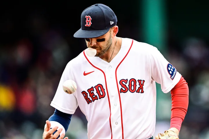 Panic time in Boston? Red Sox dig hole with 2-7 start, 'unacceptable' play