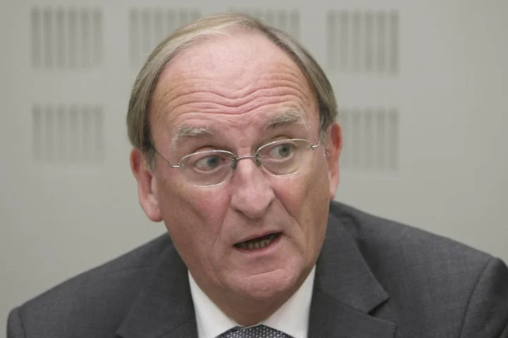Tributes paid after death of former Dail Speaker Sean Barrett
