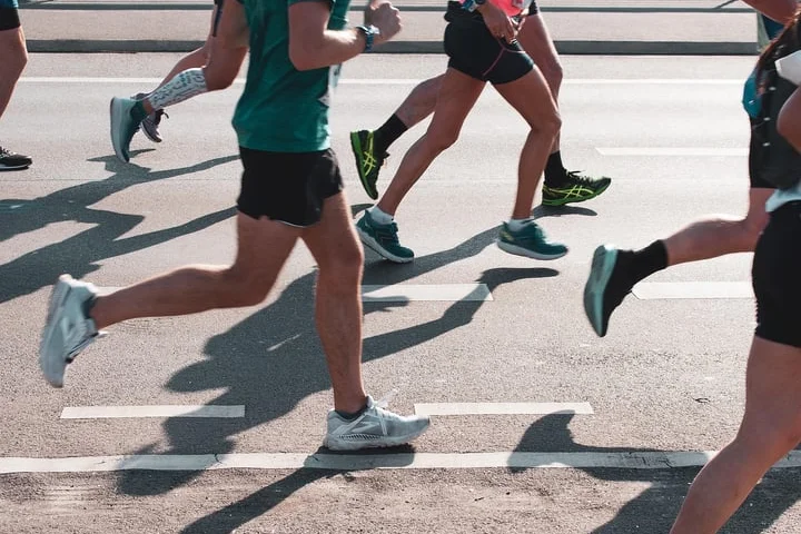 The experts' guide to acing a marathon: from when to start carb loading to knowing your gait