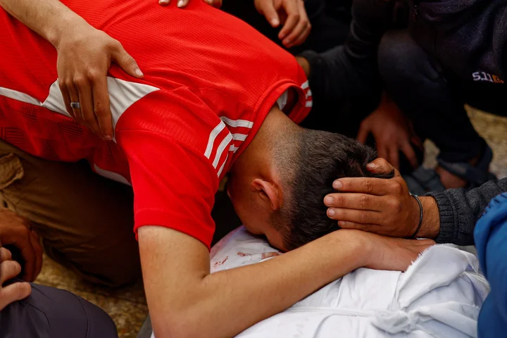 Israeli army fire on WHO vehicle in southern Gaza kills one, medics report