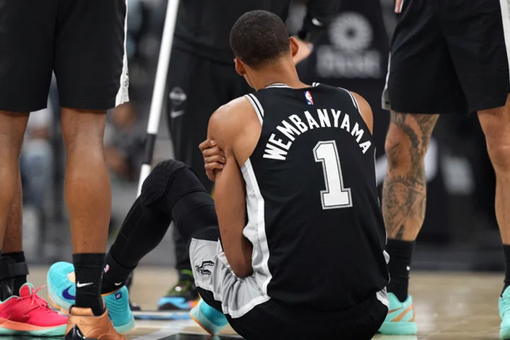 What does Spurs star need to do to stay eligible for NBA MVP, other awards?