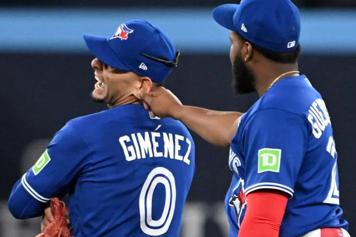 Blue Jays sold over 100,000 hot dogs in one game with 77-cent celebration