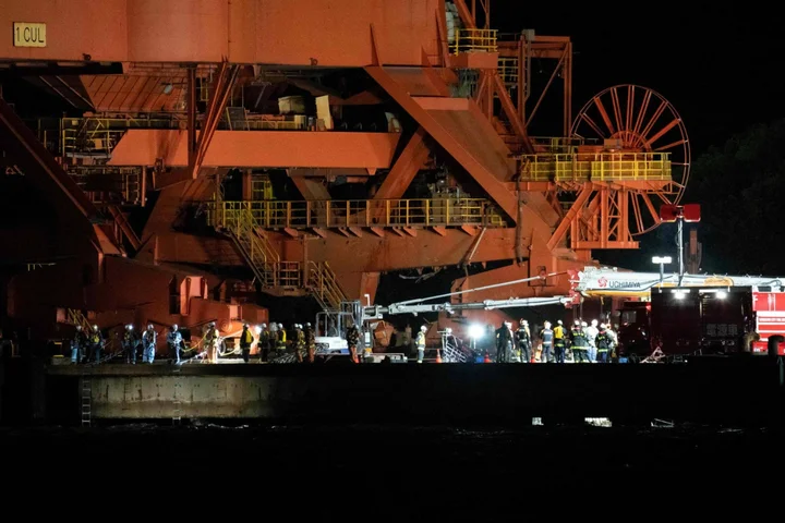 Three workers dead after scaffolding collapse at steel plant in Kawasaki
