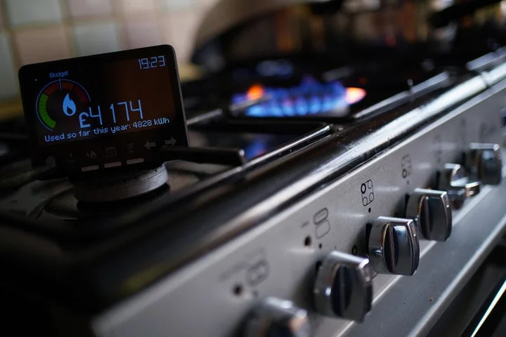 Give every UK household enough cheap energy for essential uses, think tank urges