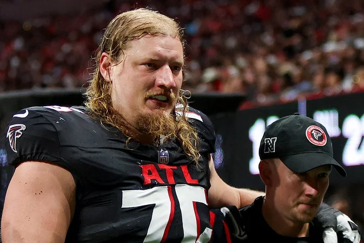 Falcons lineman Kaleb McGary suddenly retires at 31 after missing last season with injury, agent says