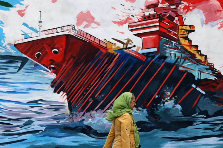 US forces to stay near Iran, ready for ‘next conquest’