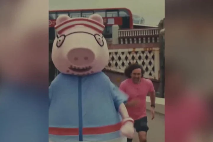Daddy Pig takes on London Marathon with Joe Wicks after son George’s hearing loss diagnosis