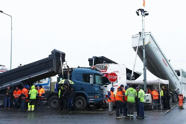 Ireland on ‘precipice of turning oil away’, Taoiseach warns as protests continue