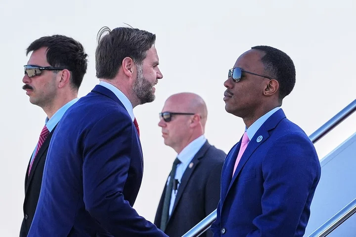 Vance en route to Pakistan for high-stakes Iran talks as ‘fragile’ ceasefire teeters