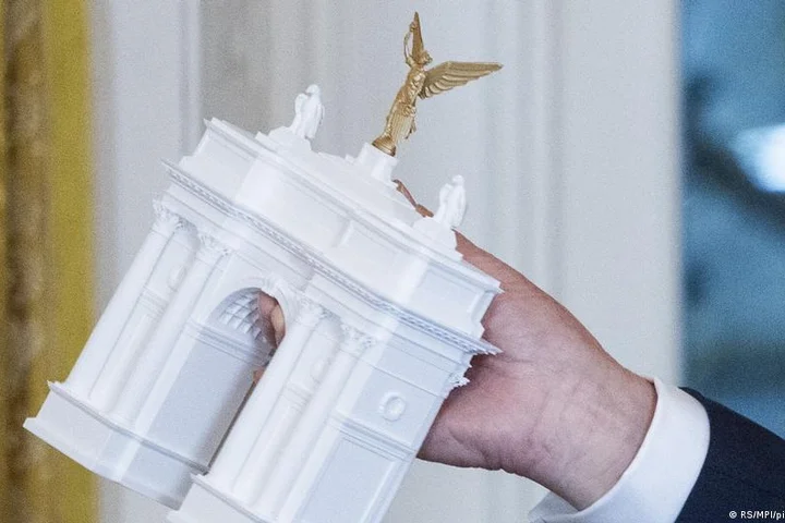 Plans filed for huge triumphal arch in Washington