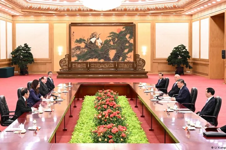 Xi sells 'peace' message to Taiwan opposition ahead of Trump visit