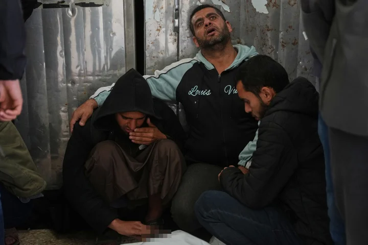 At least seven Palestinians killed in Israeli attacks on Gaza