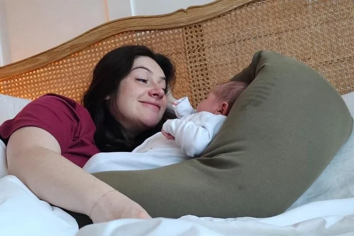 Emmerdale fans comfort Isabel Hodgins after she faces ‘awkward’ post-birth moment