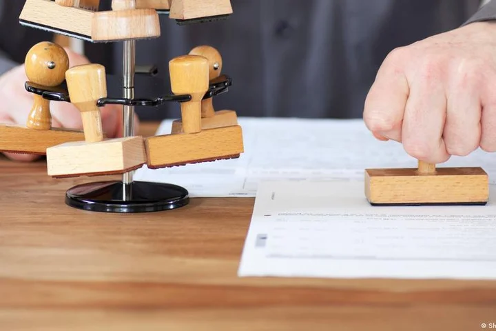 Germans see little progress on cutting red tape