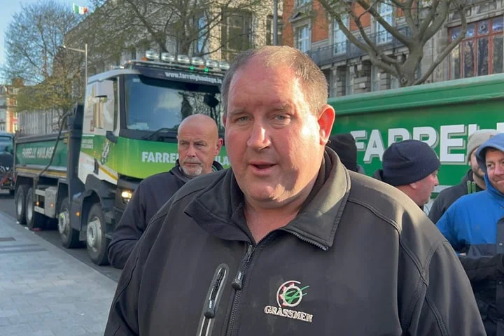 Dublin fuel protesters ‘ambushed’ in late-night Garda operation, spokesman says